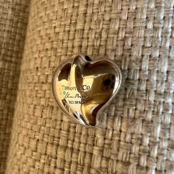 Vintage Tiffany & Co Elsa Peretti Heart Necklace Charm - Picture 2 of 5